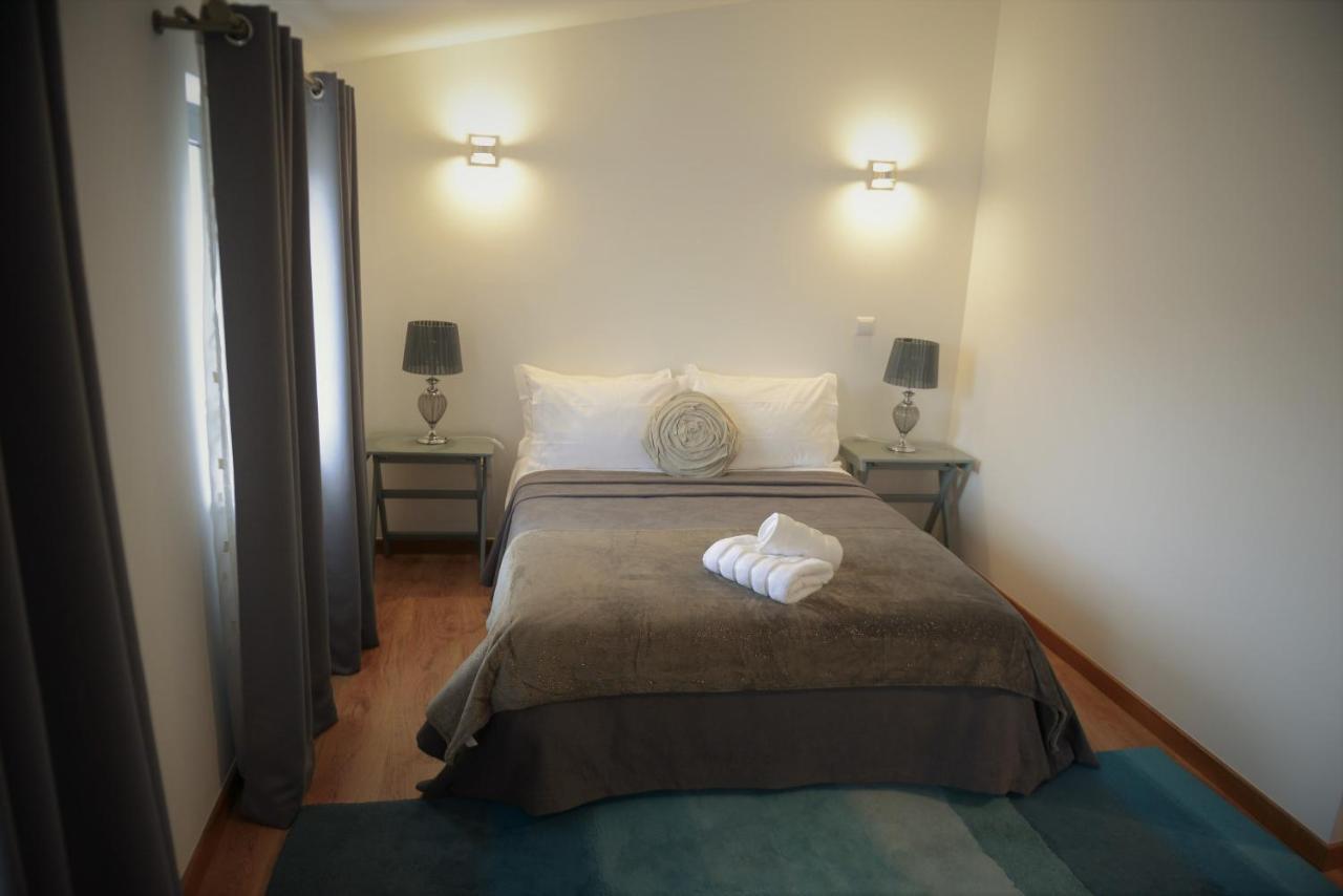 Casa Da Fraga Bed & Breakfast Ferreira  ภายนอก รูปภาพ